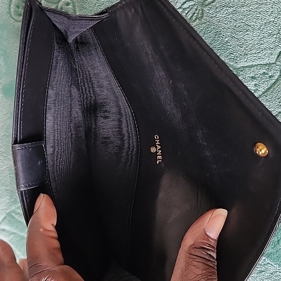 Authentic Chanel Quilted Wallet - Picture 5 of 12